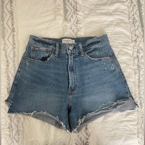 Abercrombie & Fitch Mom Shorts